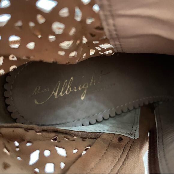 Anthropologie | Miss Albright Cottage Laser Cut Lace Ankle Booties Boots Brown 9 - Picture 11 of 12